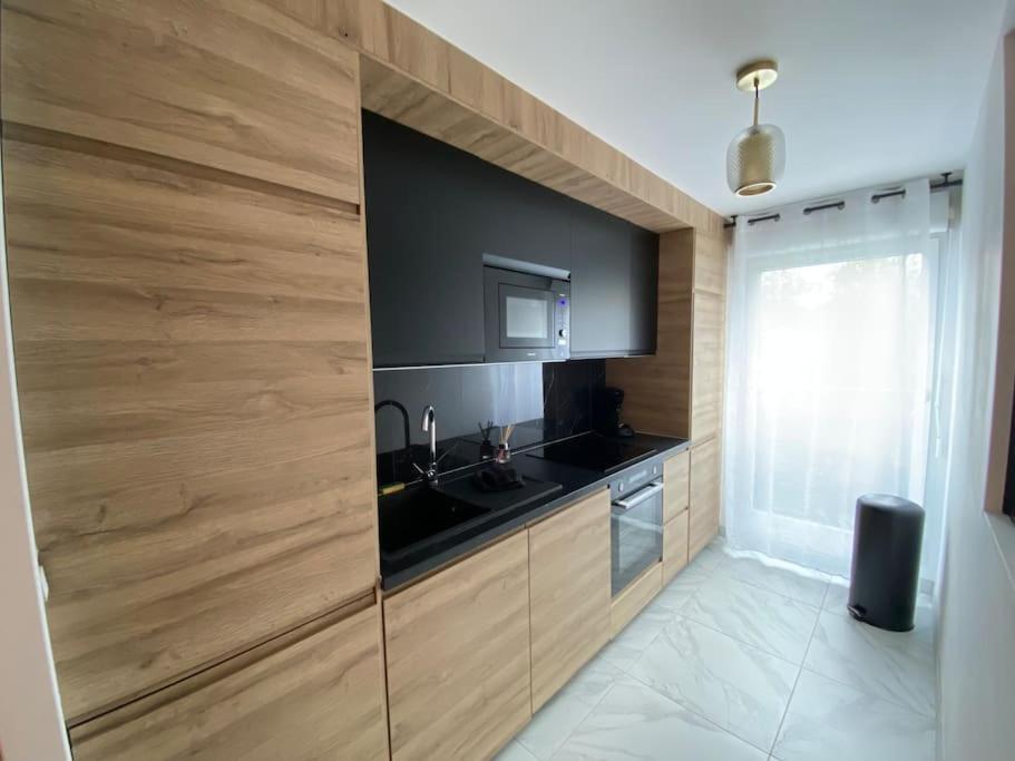 Disneyland Dream 6 - Charmant Appartement 8 Pax 몽테브랭 외부 사진